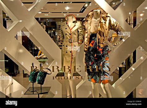 liste magasin d usine burberry france